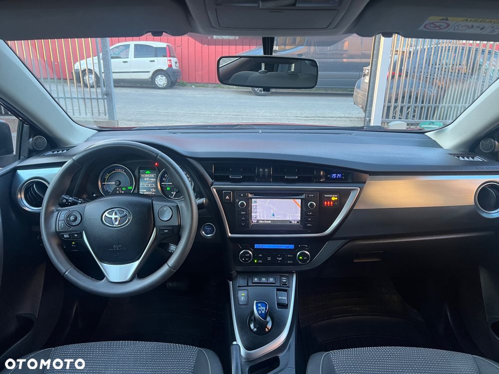 Toyota Auris - 22