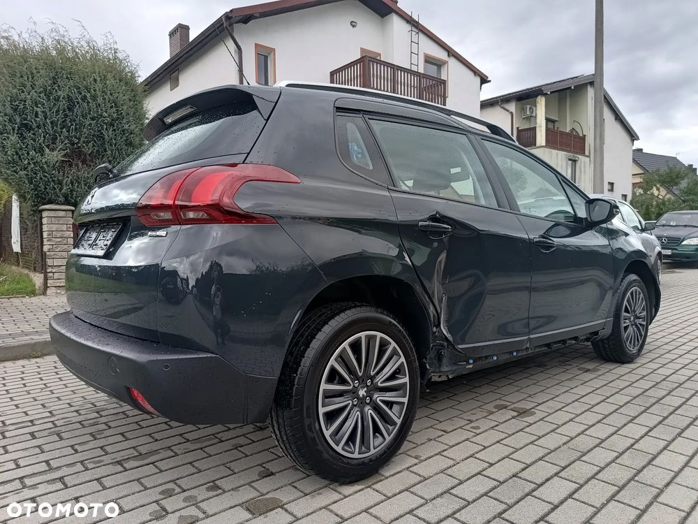 Peugeot 2008 PureTech 82 Active - 12