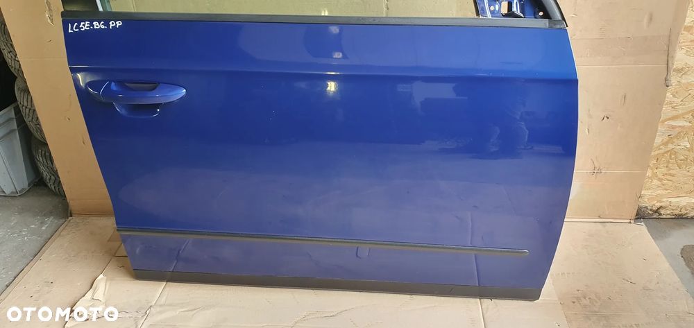 Drzwi prawy przód przednie prawe VW Passat B6 LC5E - 5