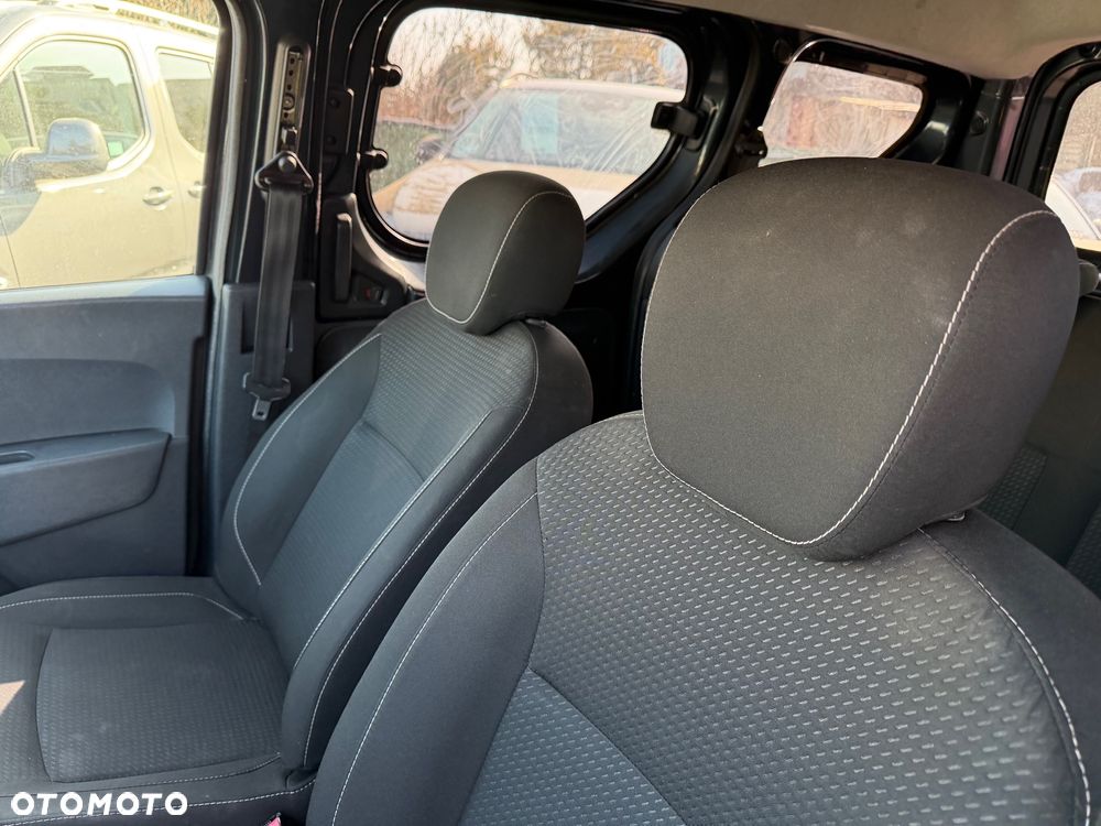 Dacia Dokker 1.6 SCe Celebration - 13