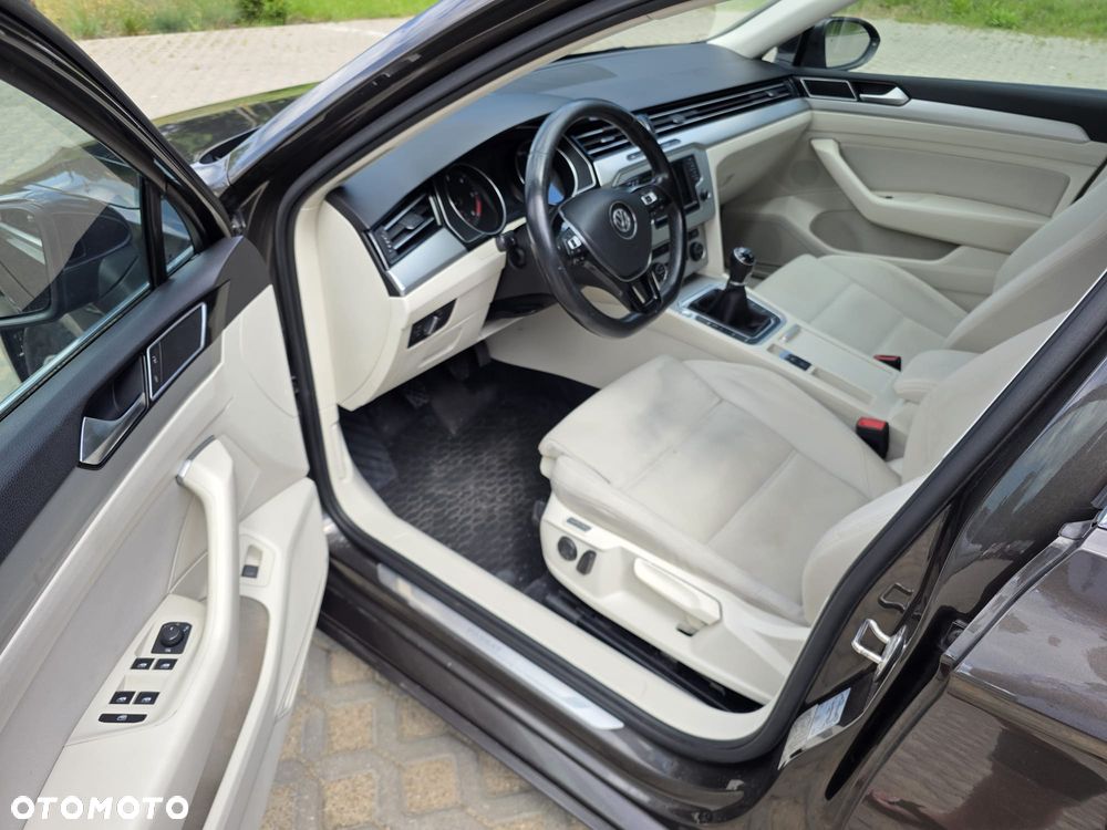Volkswagen Passat 2.0 TDI BMT Comfortline - 9