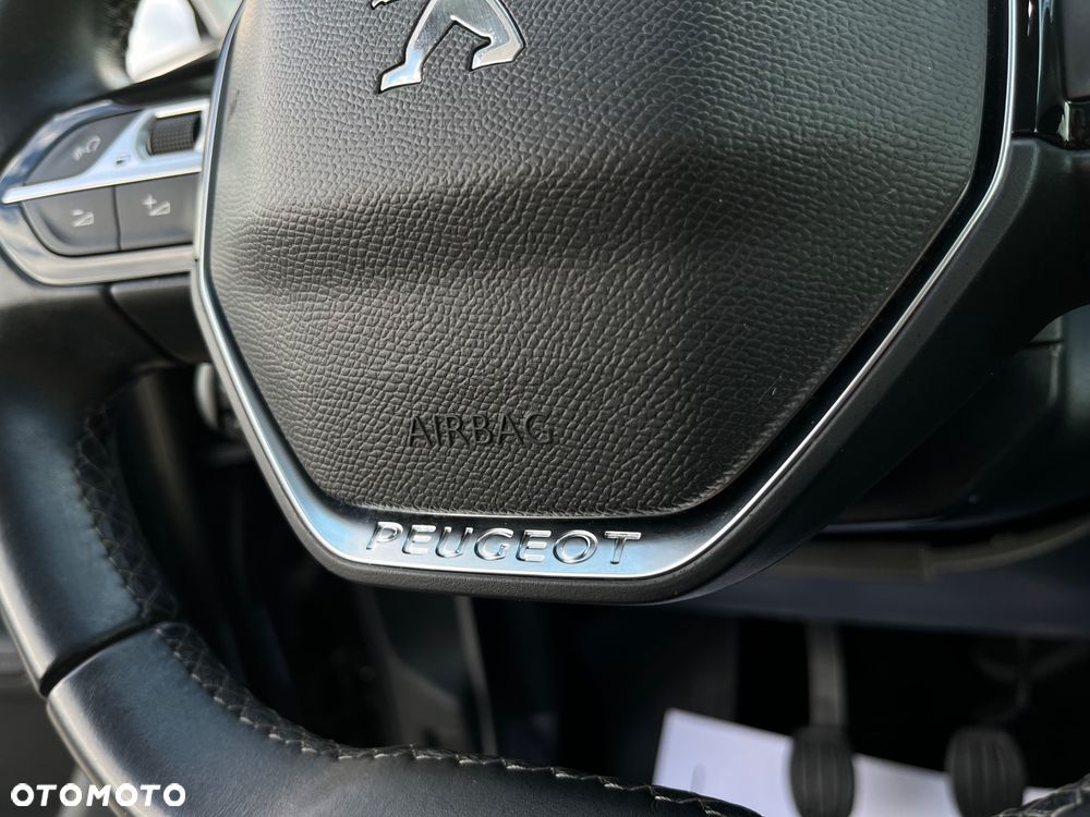 Peugeot 5008 1.2 PureTech Allure S&S - 10