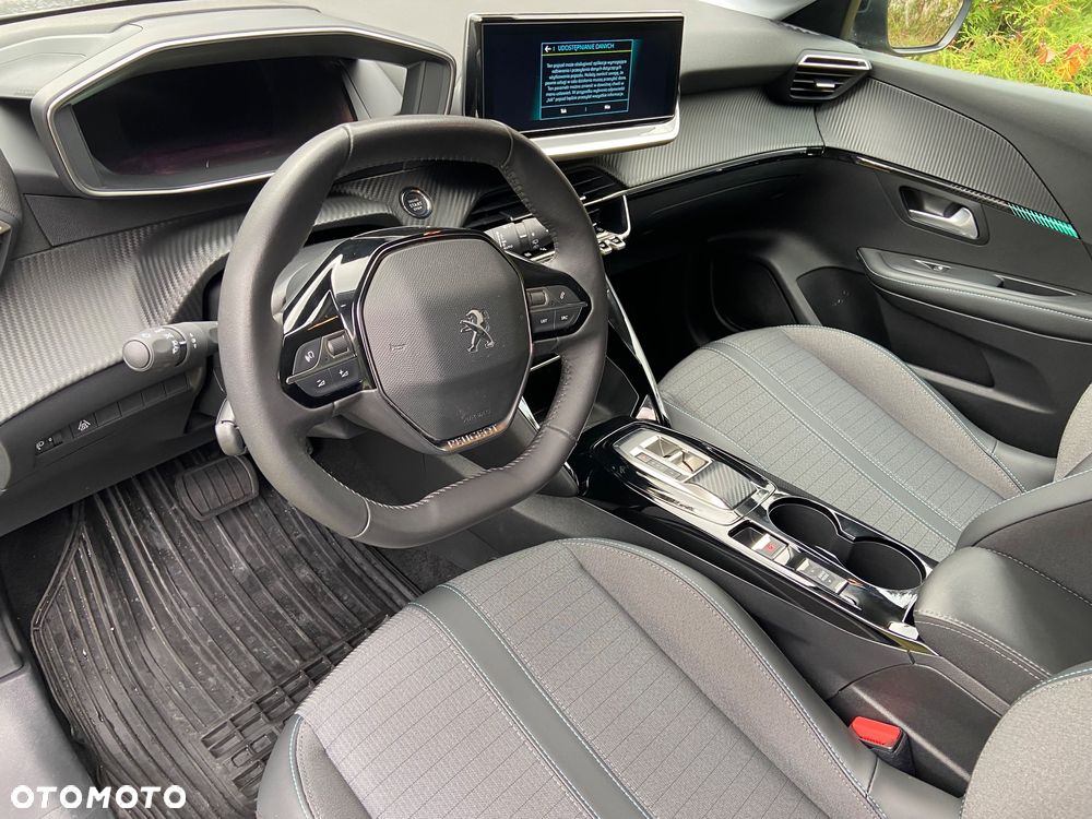 Peugeot 208 e-208 50kWh Allure - 6