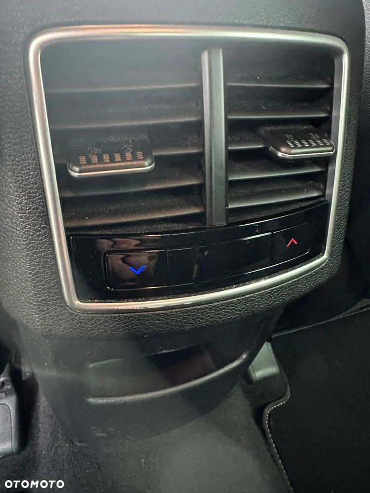 Kia Sportage 1.6 T-GDI Anniversary 2WD - 10