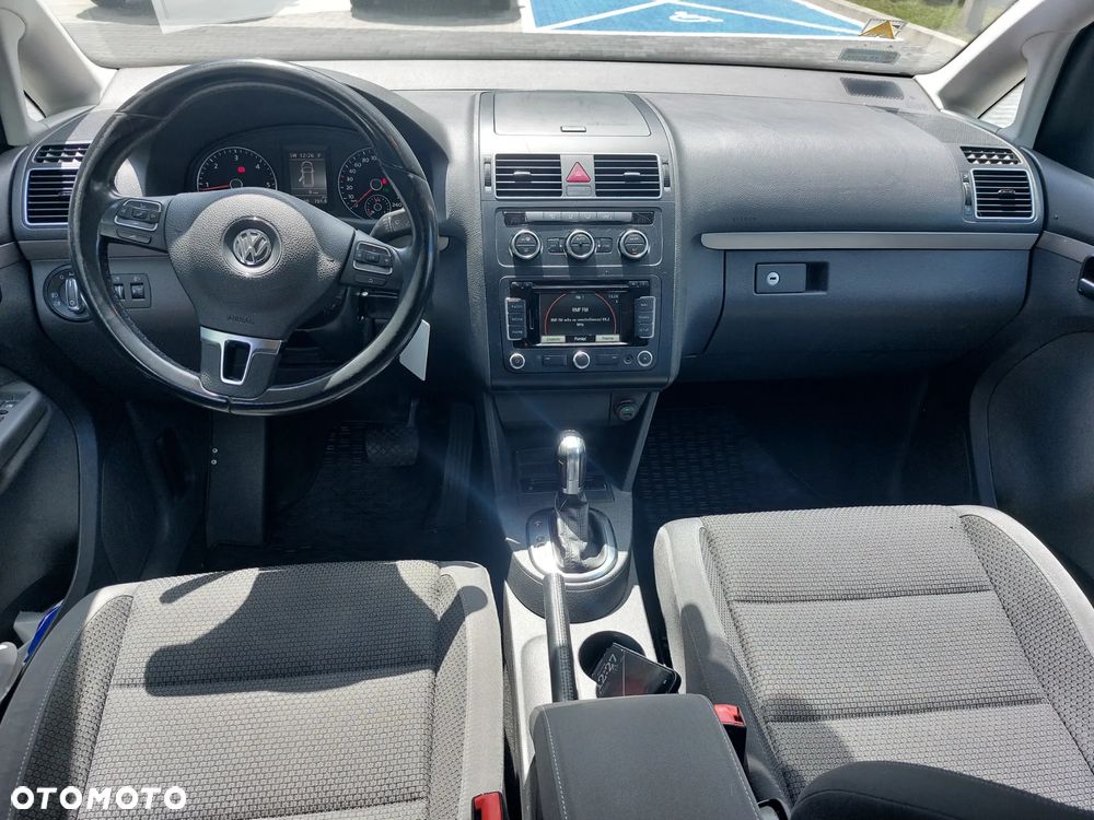 Volkswagen Touran 2.0 TDI DPF Comfortline DSG - 14