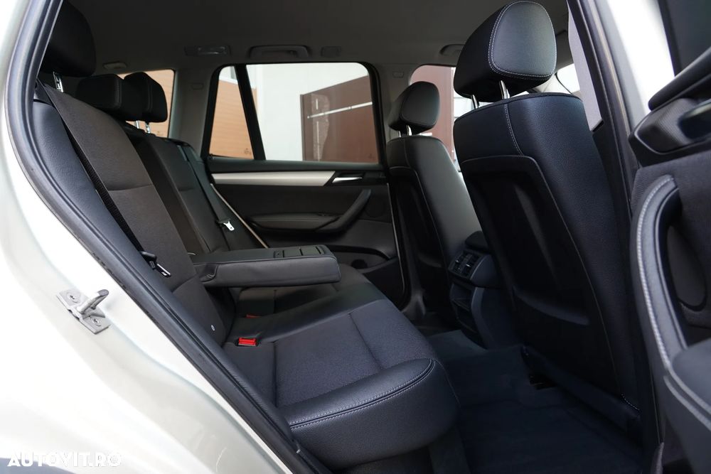 BMW X3 xDrive2.0d - 10