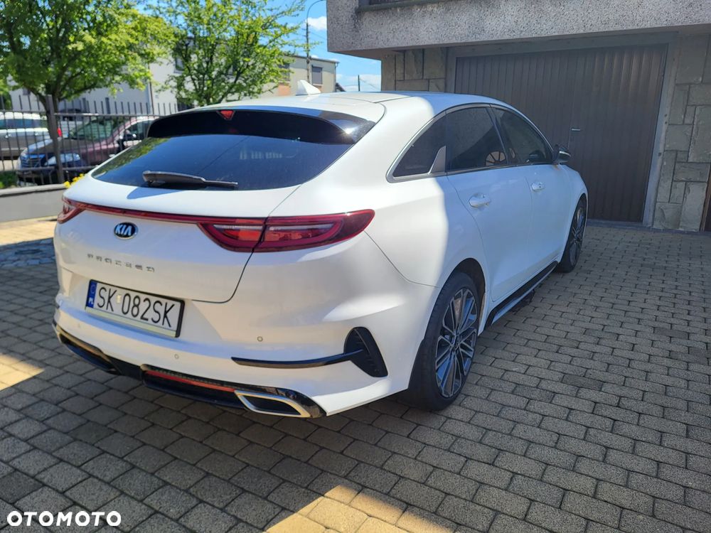 Kia ProCeed - 17