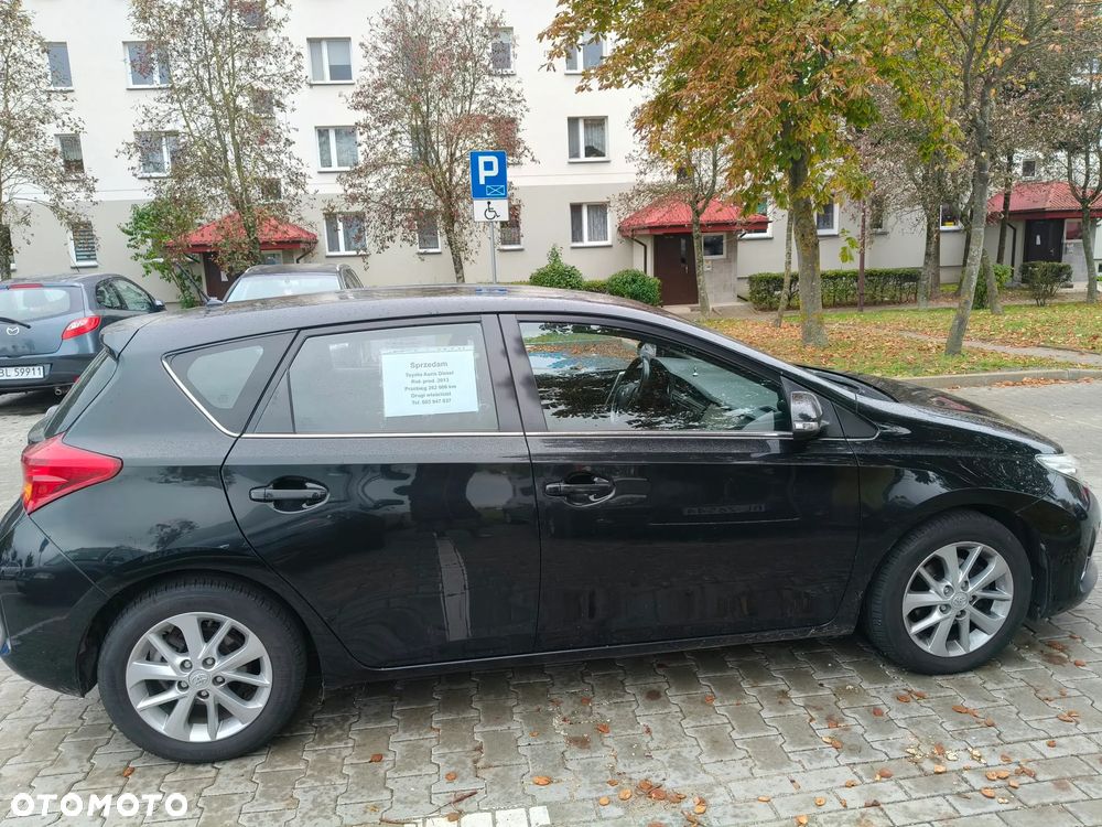 Toyota Auris - 1