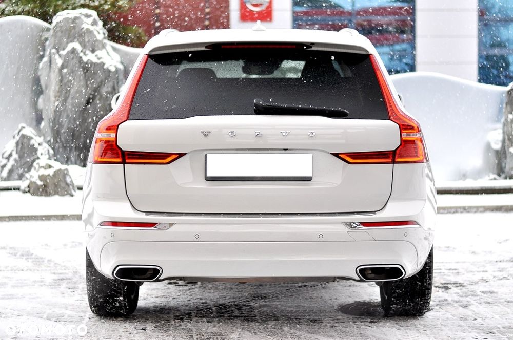 Volvo XC 60 T8 AWD Plug-In Hybrid Inscription - 10