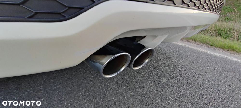 Audi Q3 1.4 TFSI Design S tronic - 14