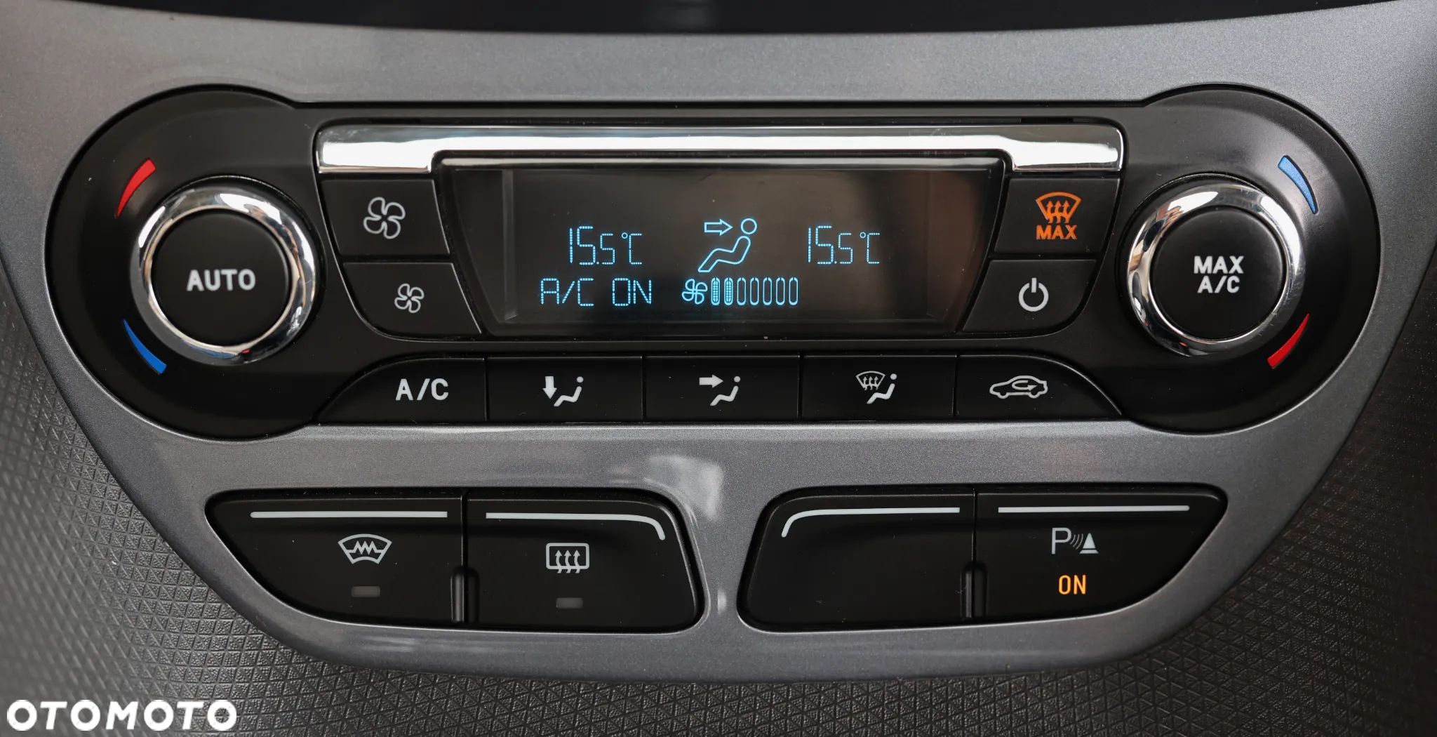 Ford Tourneo Connect - 16