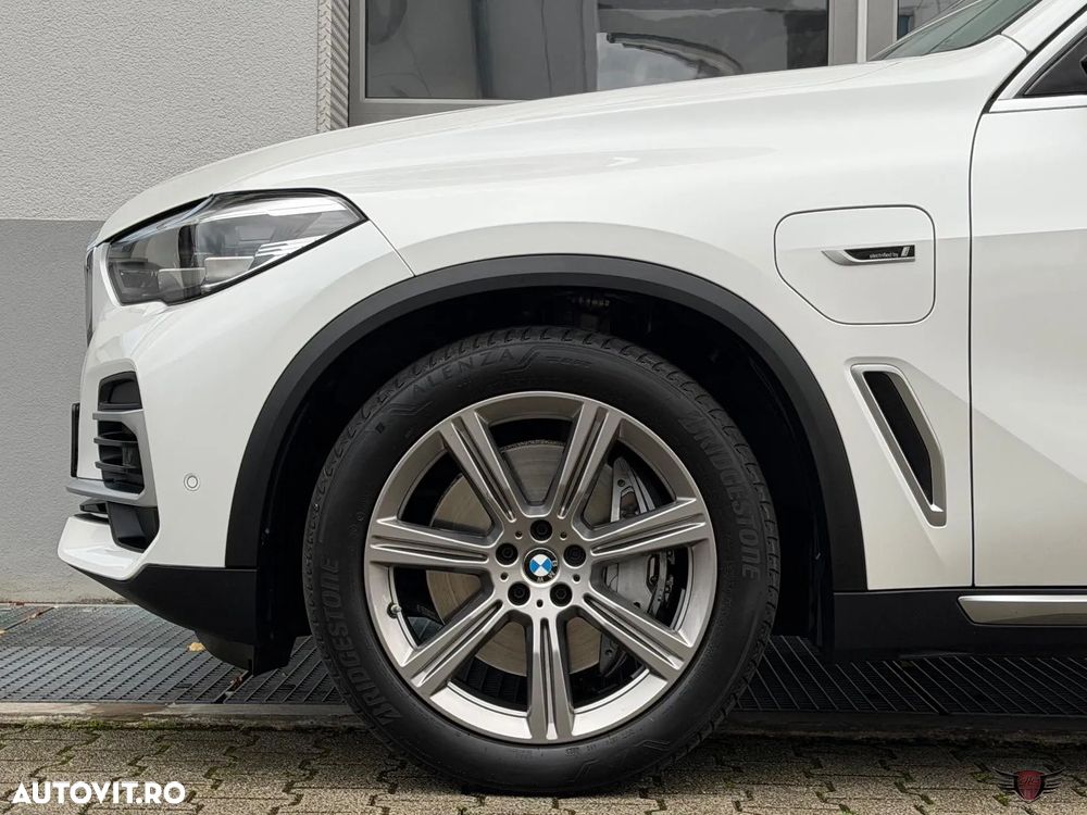 BMW X5 xDrive45e AT PHEV - 11