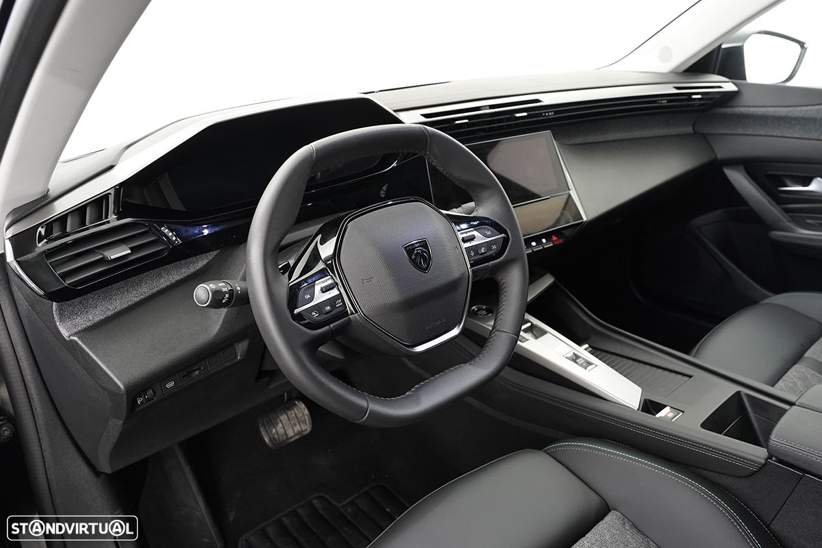 Peugeot 408 1.2 PureTech Allure EAT8 - 7