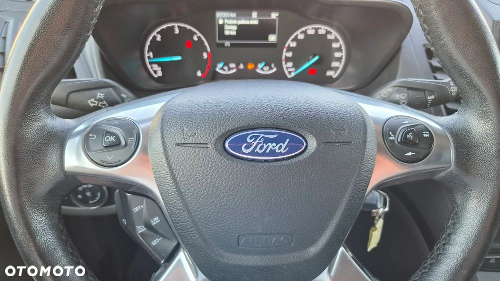 Ford Transit Connect - 14