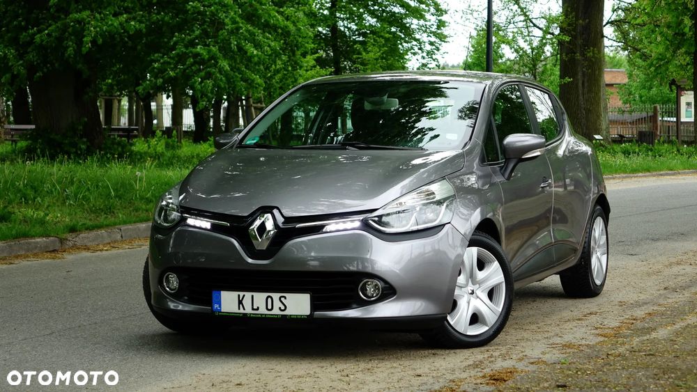 Renault Clio 1.2 16V 75 LIMITED - 21