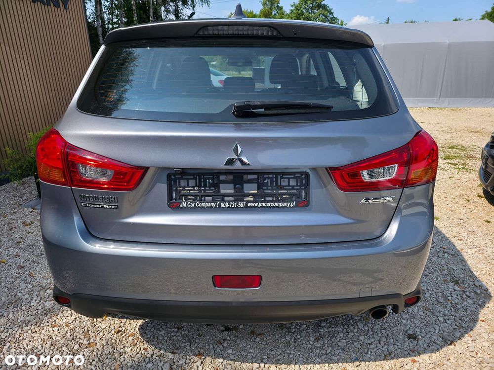 Mitsubishi ASX - 8