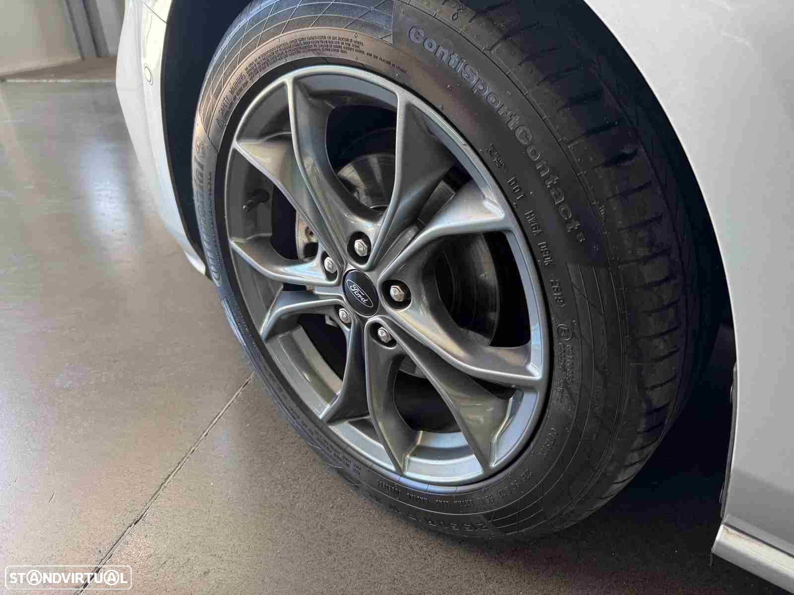 Ford Focus 1.0 EcoBoost ST-Line - 6
