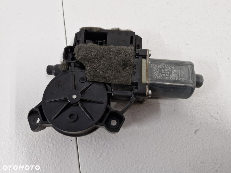 VW TRANSPORTER T6 SILNICZEK PODNOŚNIKA SZYBY PRAWY PRZÓD PRZEDNI 7E0959802H - 7