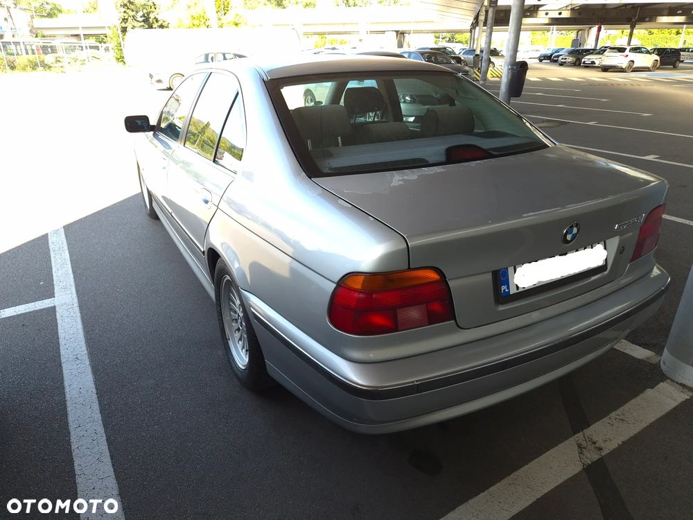 BMW Seria 5 - 12