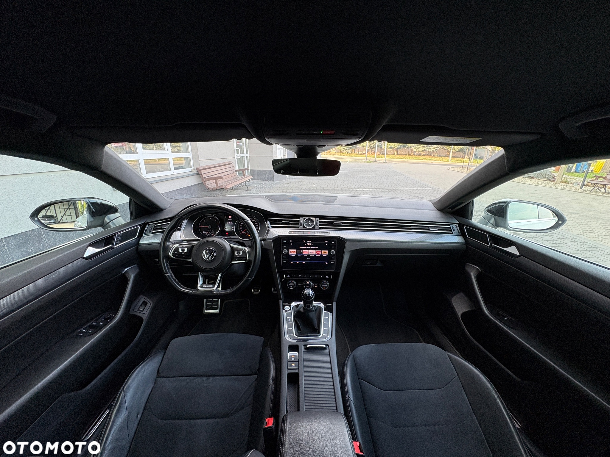 Volkswagen Arteon 2.0 TDI SCR R-Line - 10