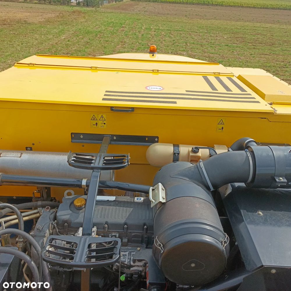 New Holland CSX 7080 - 11