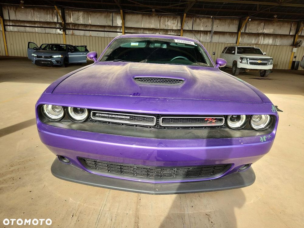 Dodge Challenger 5.7 R/T - 6