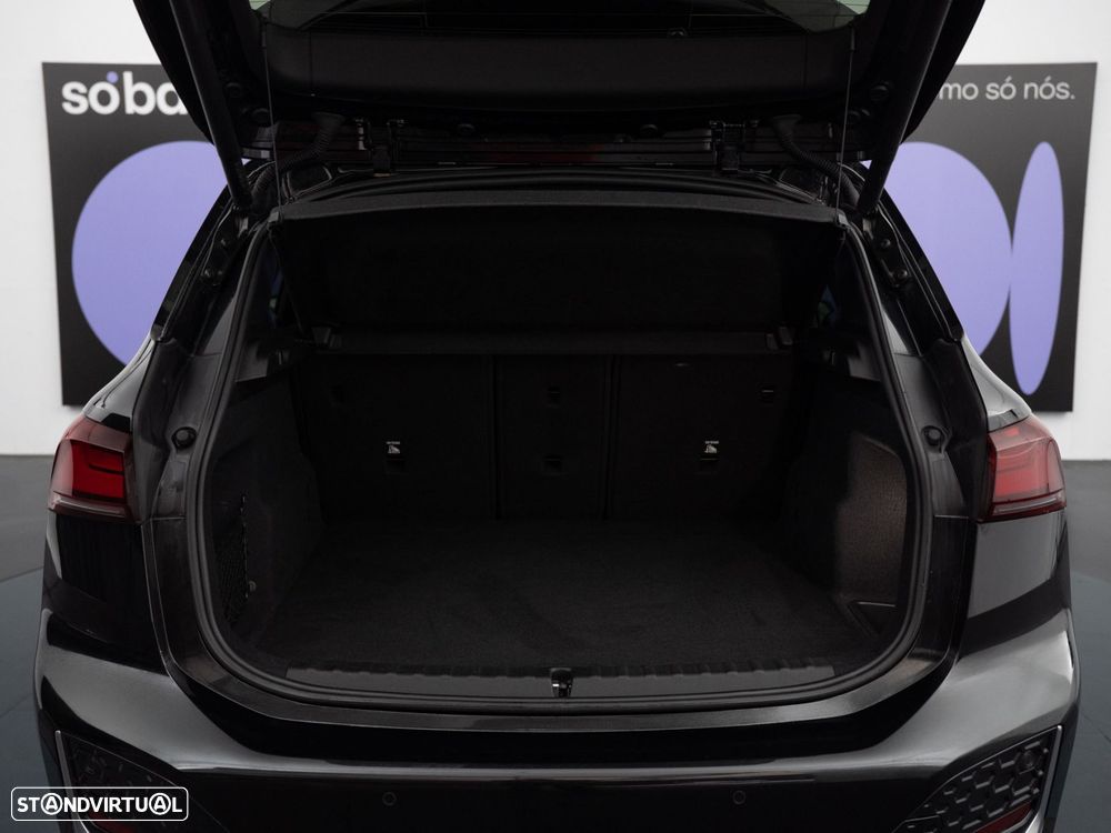BMW 218 Active Tourer d Pack Desportivo M Auto - 12