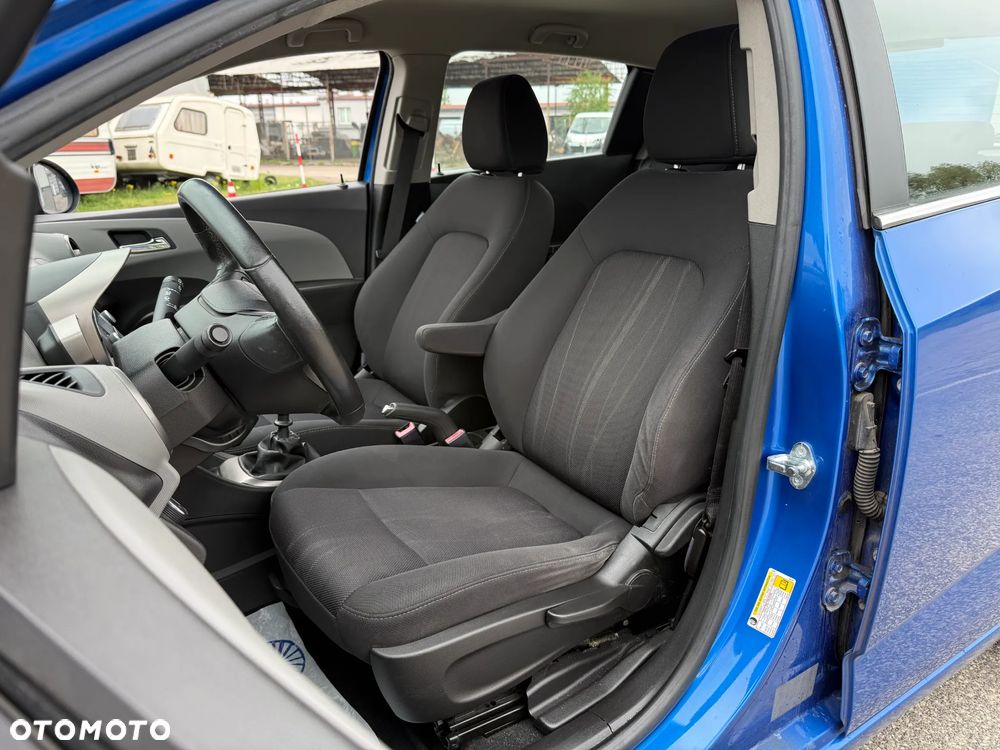 Chevrolet Aveo 1.6 LTZ - 4
