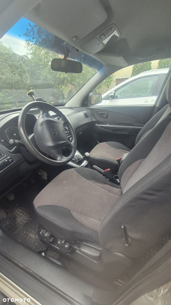 Hyundai Tucson 2.0 Comfort 2WD - 7