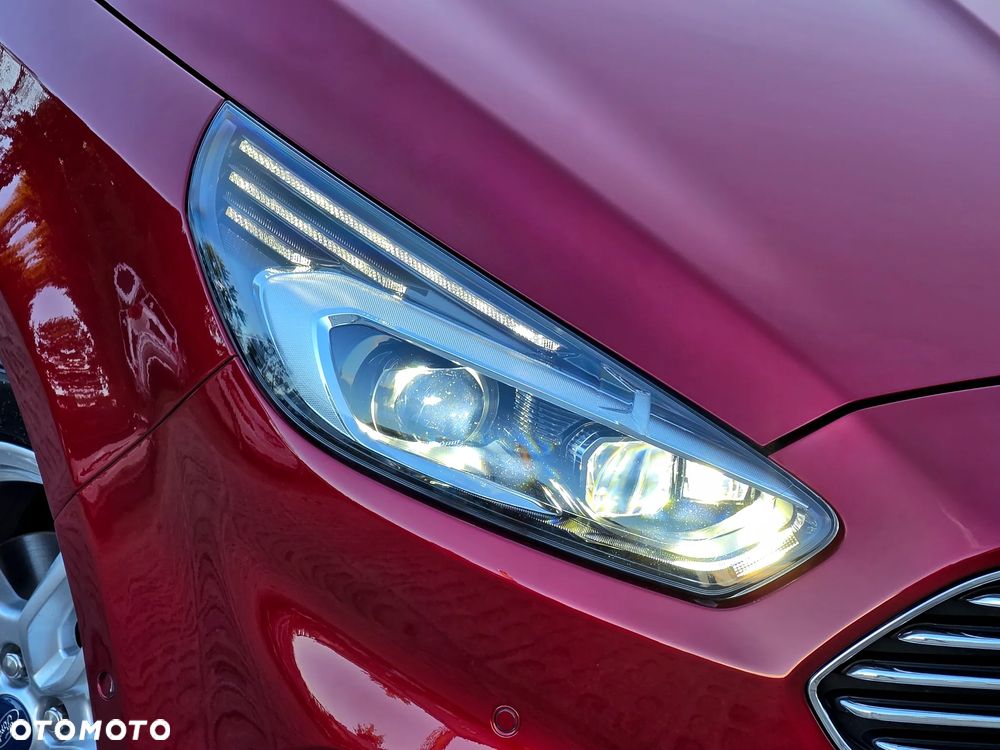 Ford S-Max 2.0 EcoBoost Titanium - 28
