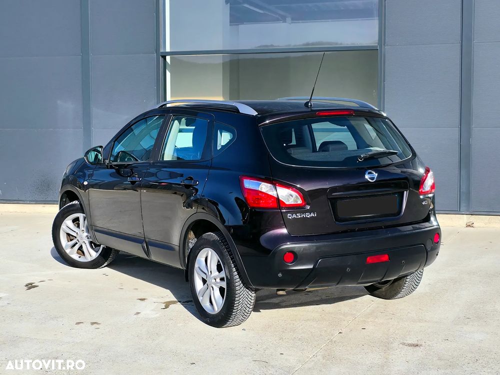 Nissan Qashqai 2.0 dCi DPF 4x4 tekna - 4
