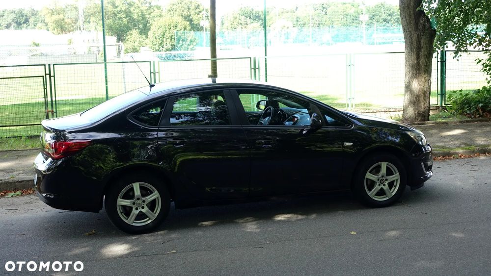 Opel Astra 1.4 Turbo Edition - 34