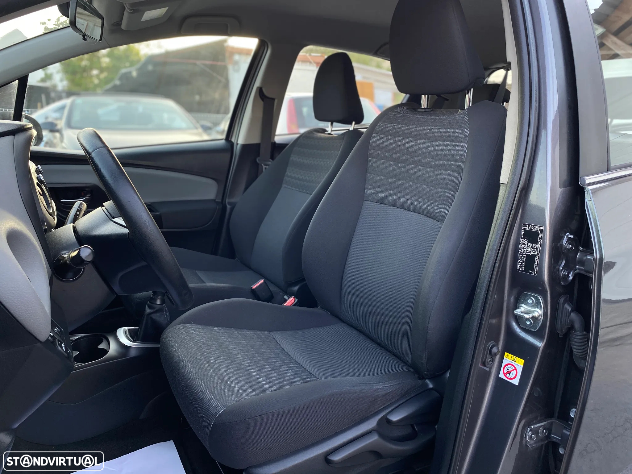 Toyota Yaris 1.0 VVT-i ACtive+AC - 7