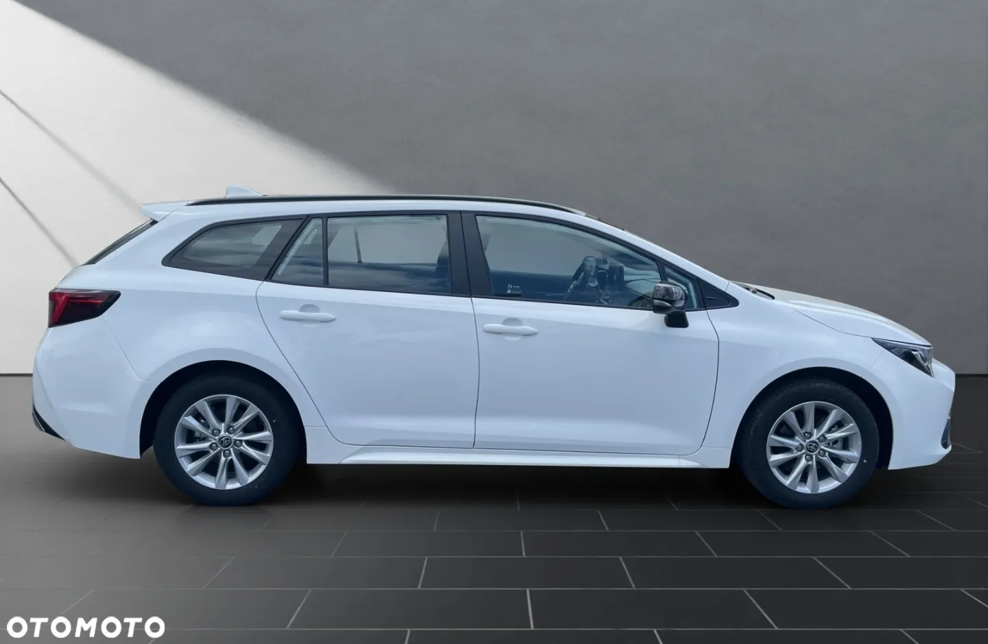 Toyota Corolla 1.8 Hybrid Comfort - 6