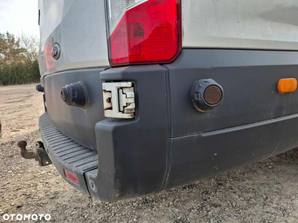 Ford Transit - 19