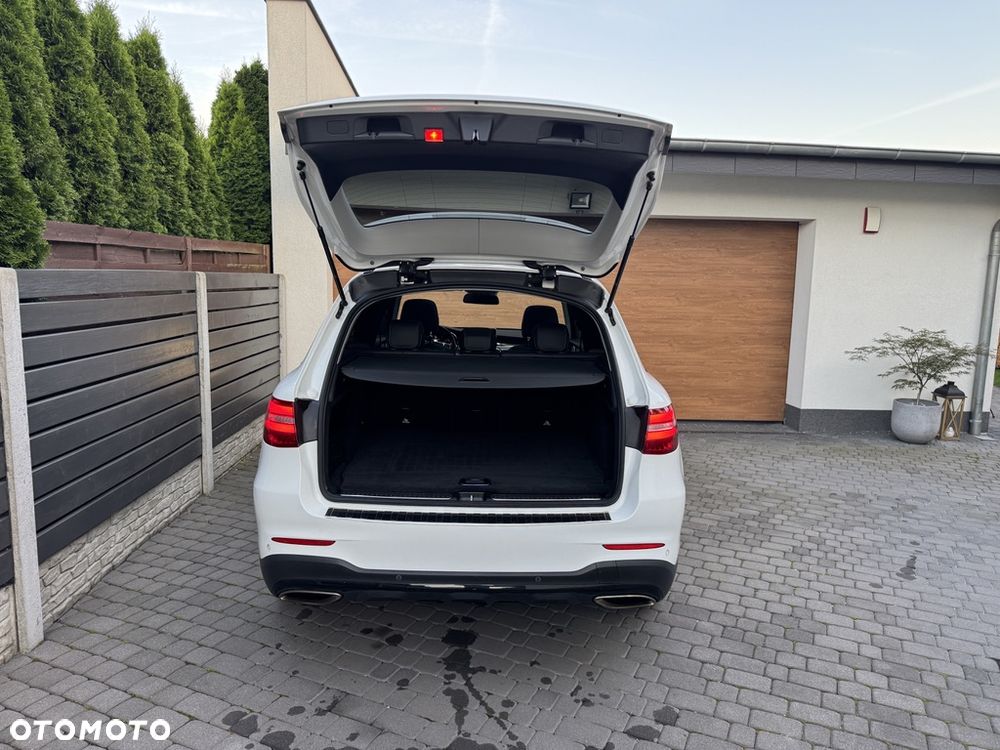 Mercedes-Benz GLC 250 4Matic 9G-TRONIC AMG Line - 36