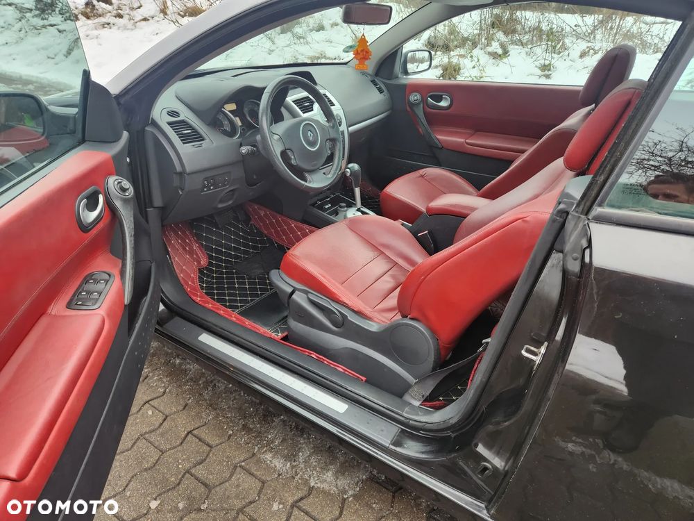 Renault Megane 2.0 Dynamique - 8