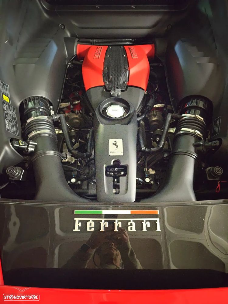 Ferrari F8 Tributo Standard - 4