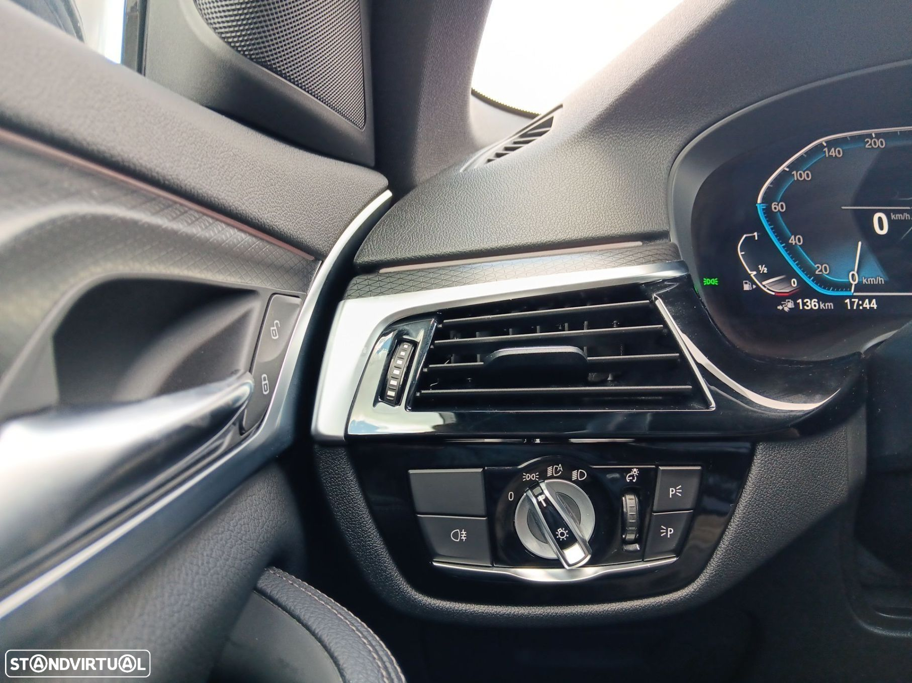 BMW 530 e Pack Desportivo M - 21
