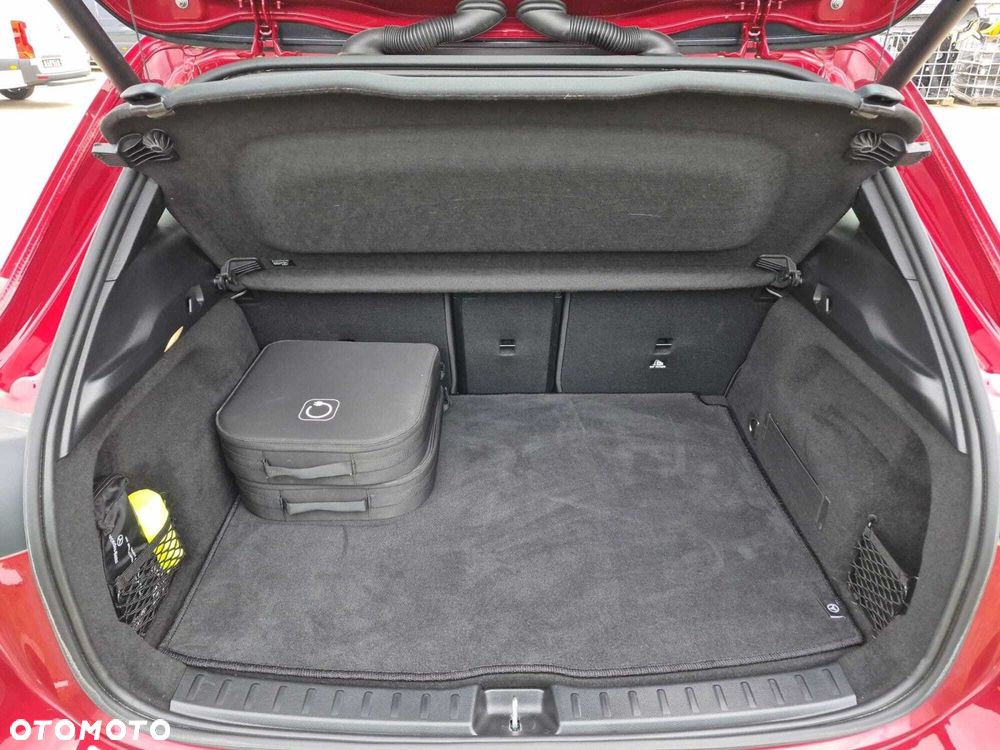 Mercedes-Benz EQA 250+ 70.5kWh Progressive - 34