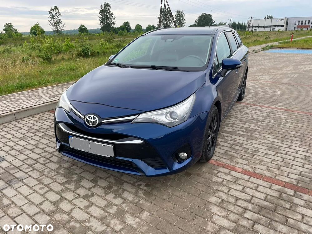 Toyota Avensis - 7