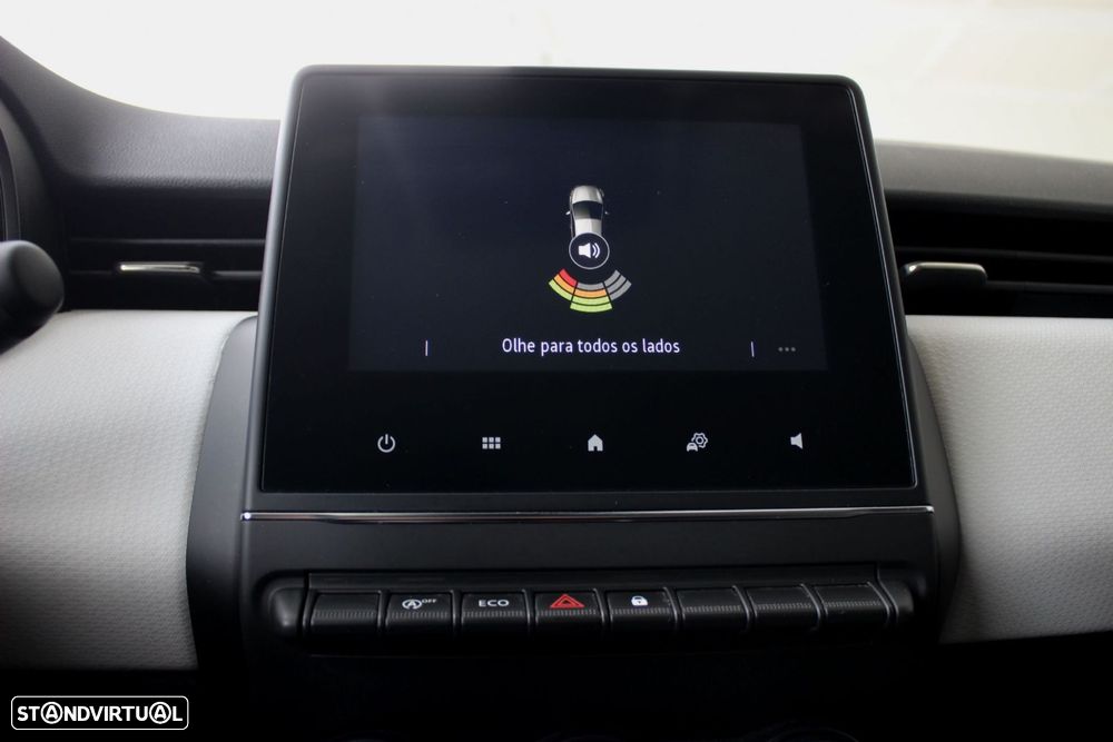 Renault Clio 1.5 Blue dCi Evolution - 27