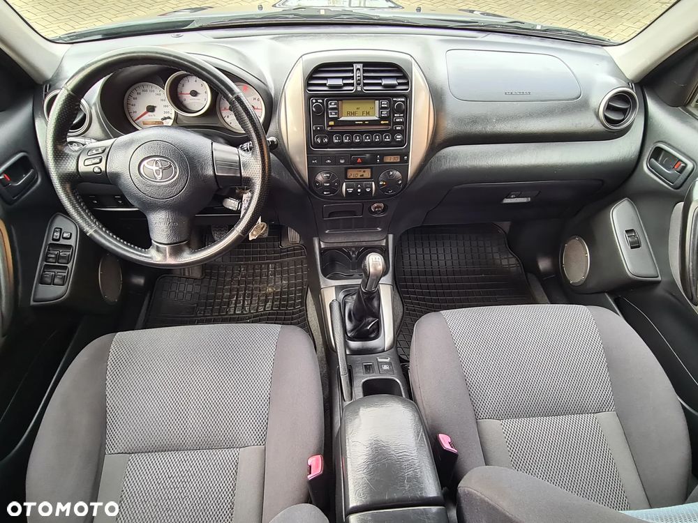 Toyota RAV4 2.0 D-4D 4x4 - 9