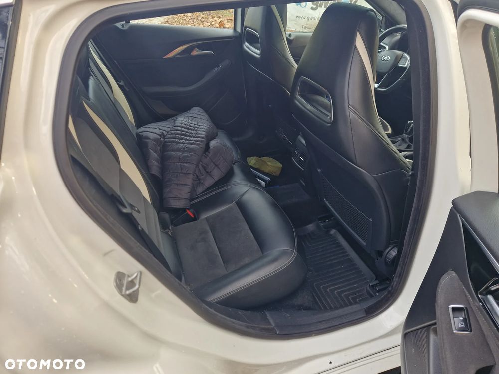 Infiniti Q30 1.5d Premium - 8