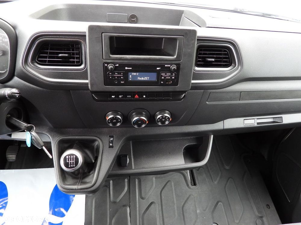 Renault MASTER PLANDEKA WINDA 9 PALET WEBASTO TEMPOMAT LEDY PNEUMATYKA KLIMATYZACJA  165KM - 34