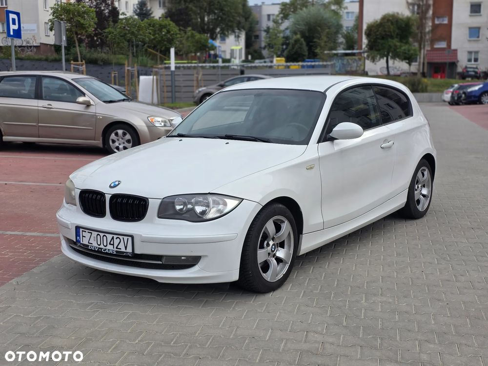 BMW Seria 1 118i Edition Sport - 1