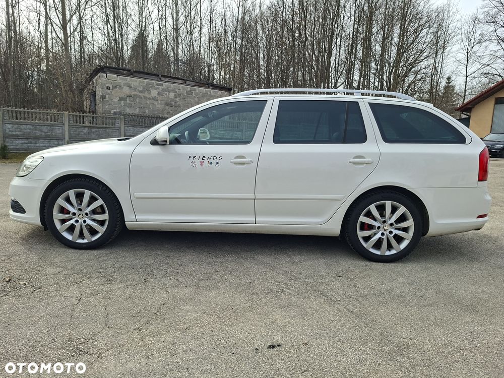 Skoda Octavia 2.0 TSI DSG RS - 3
