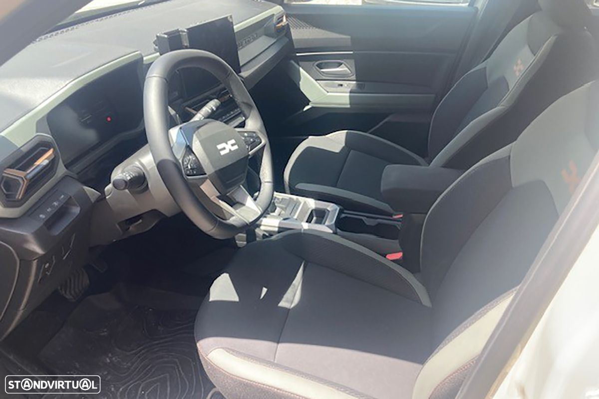 Dacia Duster 1.6 Hybrid Extreme - 3
