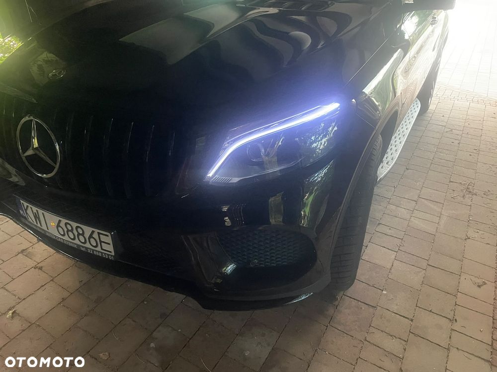 Mercedes-Benz GLE 350 d 4-Matic - 11