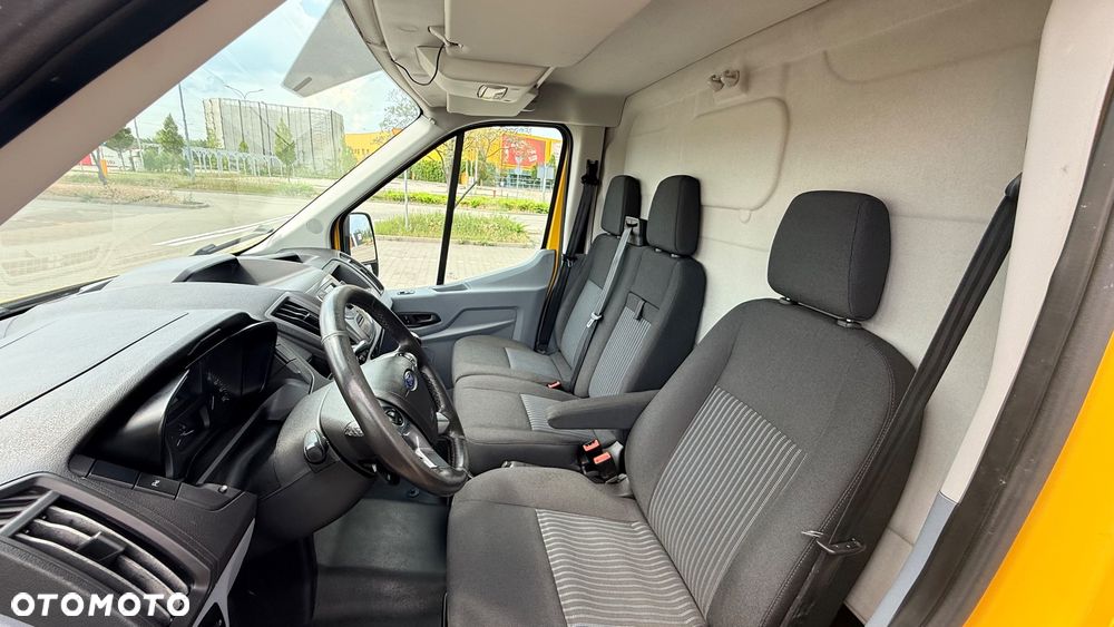 Ford Transit - 9